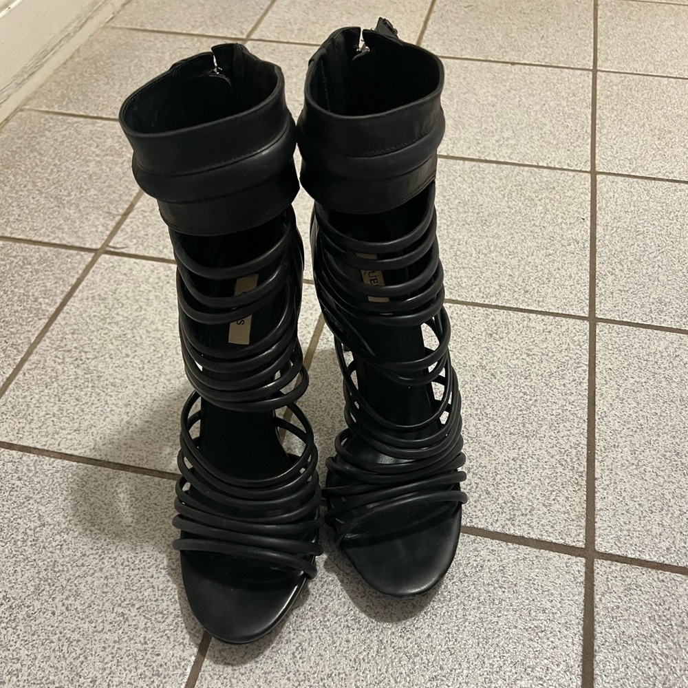 Guess heels, leather, size 10